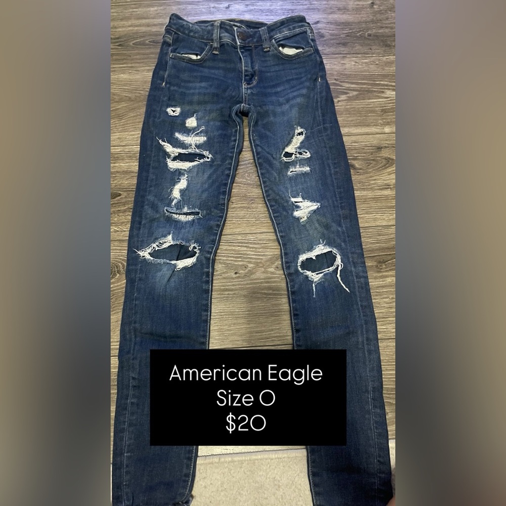 American Eagle distressed jeans